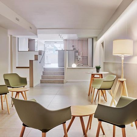 Hostal Lami Есплугес де Лобрегат Екстериор снимка