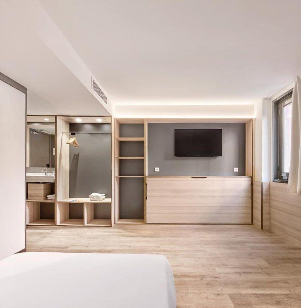 Hostal Lami Есплугес де Лобрегат Екстериор снимка
