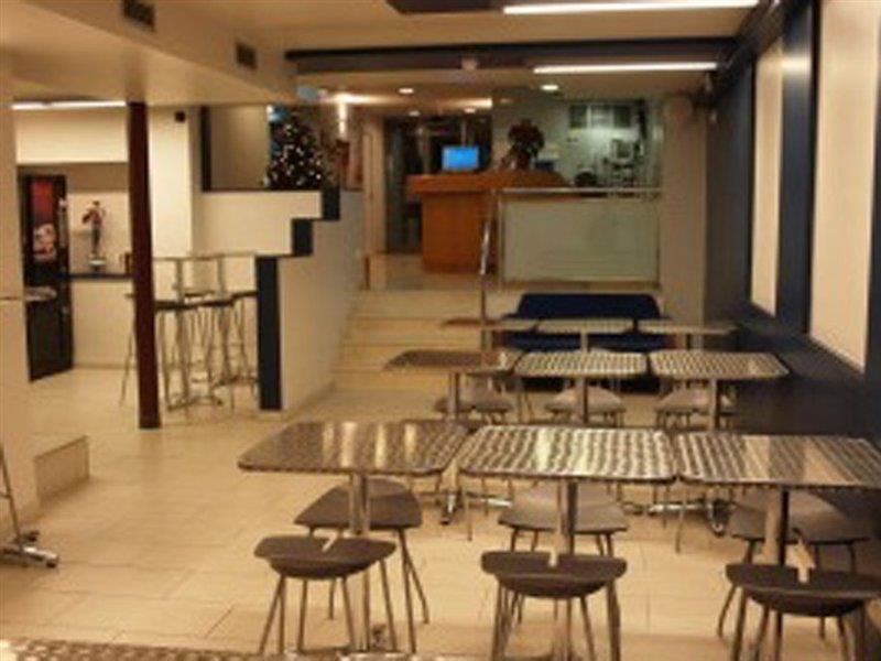 Hostal Lami Есплугес де Лобрегат Екстериор снимка